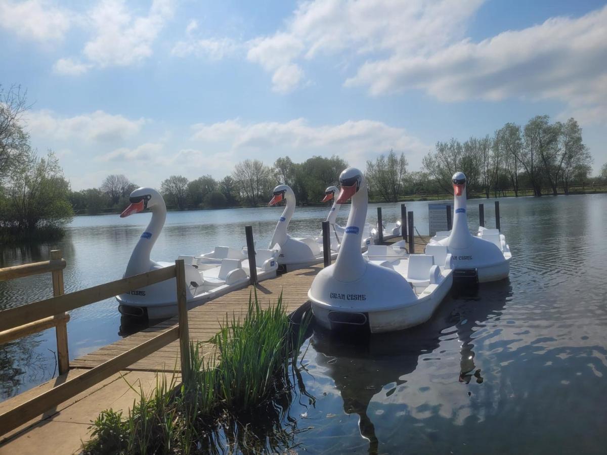 Nightingale Hotel South Cerney Kültér fotó
